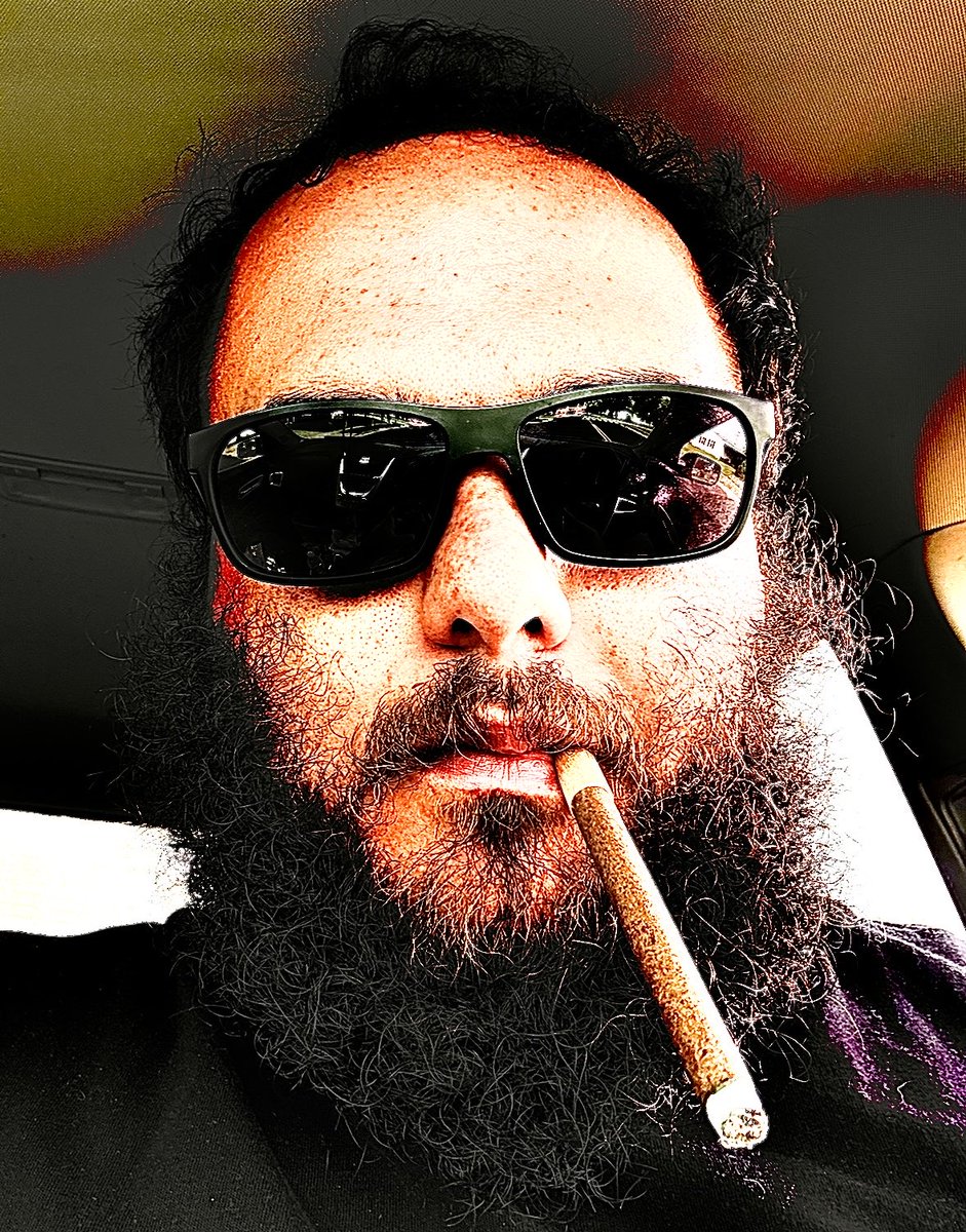 <a href="/Eminem/">Marshall Mathers</a> check DMs