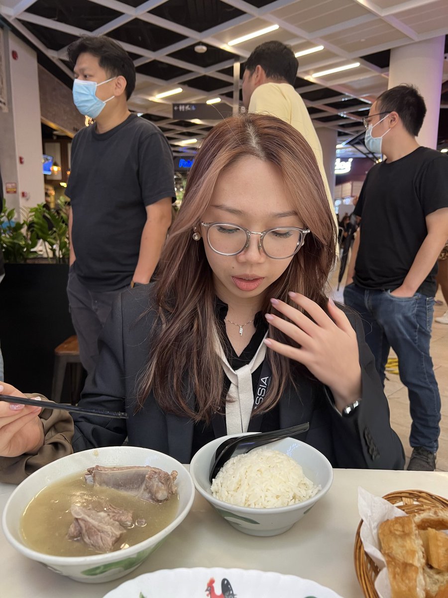 leannechooo's tweet photo. But this was all part of my journey to discovering UIUX, figma and working with Devs! 💖🦋 no regrets. https://t.co/dwcLB6386j