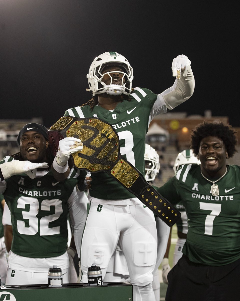 CharlotteFTBL's tweet photo. That’s T.F.C. Football @CollinGill11 ⛏️

#BrickXBrick🧱 https://t.co/SlQboh27yr