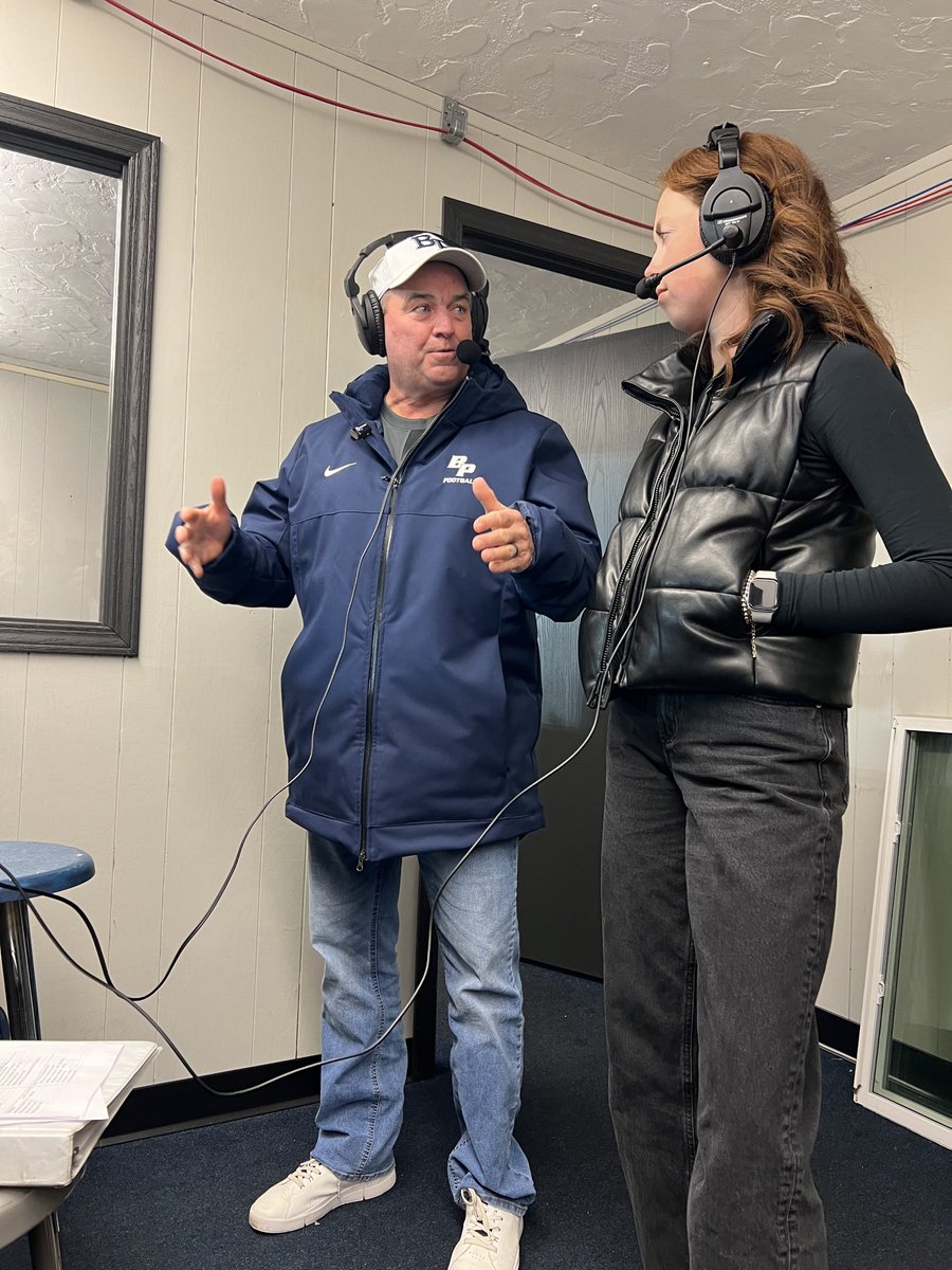 Madelyn Gicius of <a href="/bppiratesgg/">Bay Port Girls Golf</a> joins us at Halftime

The <a href="/BayPortHS/">Bay Port High School</a> Junior finished Tied for 11th at <a href="/wiaawistate/">WIAA State Tournaments</a> last week. She shot 79 • 75 in the two days at University Ridge ⛳️ 

The Team finished in 6th Place after a 667 (341 • 326)🏌️‍♀️