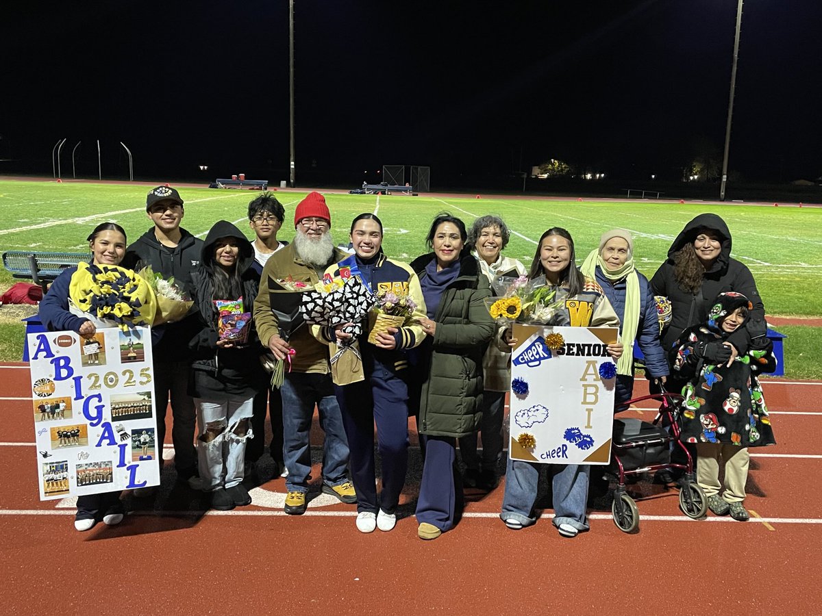 WapatoSD's tweet photo. WHS Senior Cheer!! https://t.co/qQlYtYvzVO