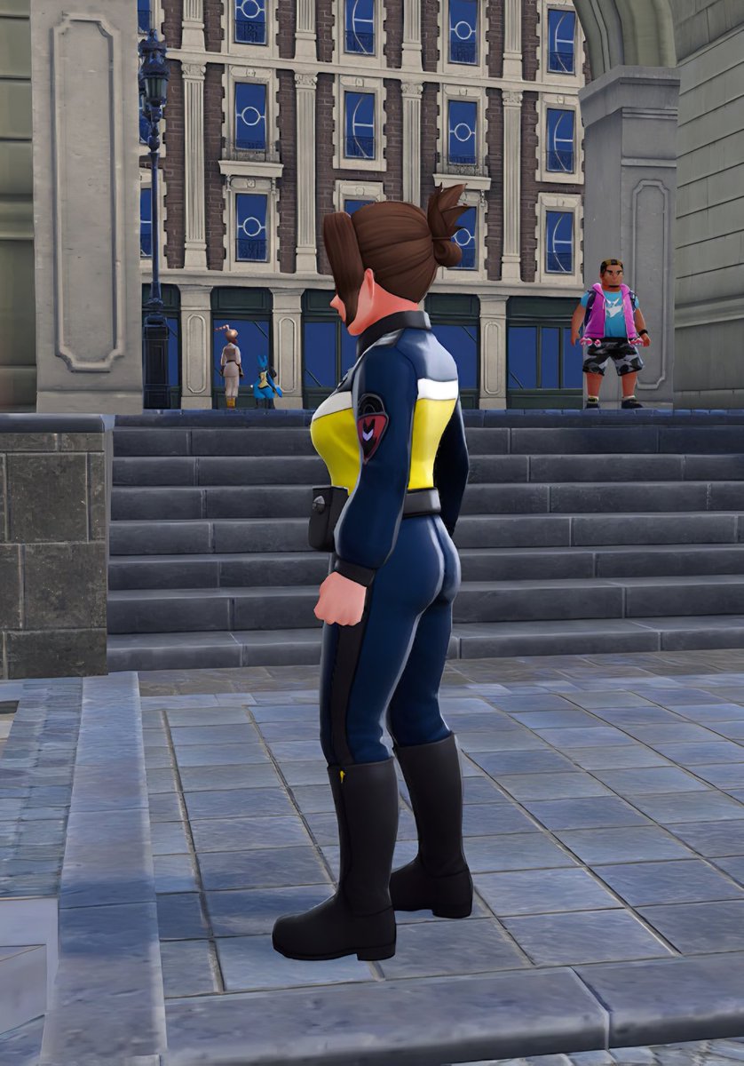 Police in Lumiose City are absolute units
#PokemonZA