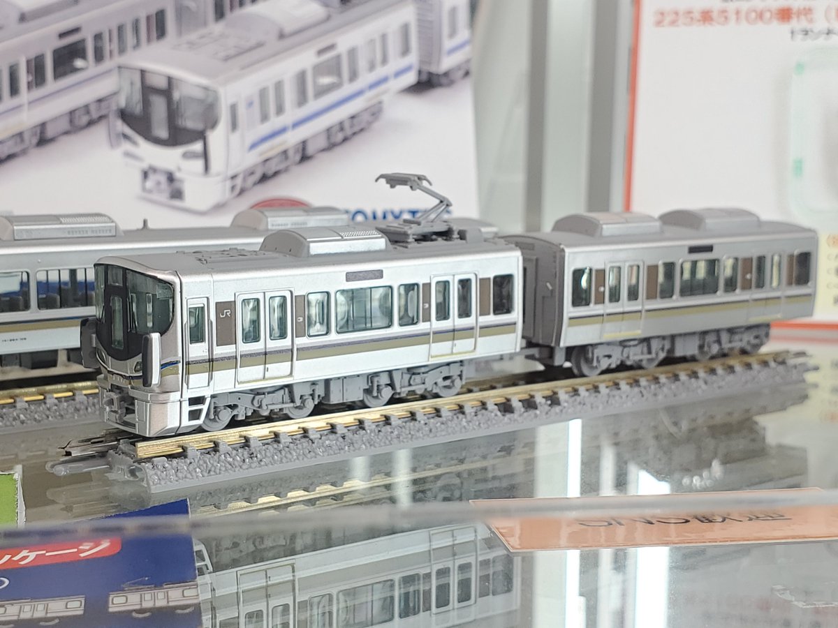 ぽん汰ページ スズキ・ジムニー専用ボンネットダンパー | カー用品のセイワ