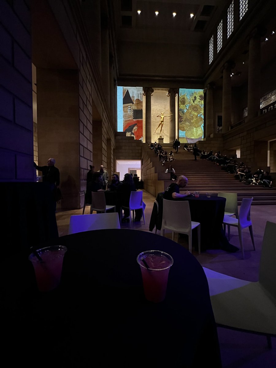 kyianalee's tweet photo. Tipsy in the art museum>>> https://t.co/4Iff7M1lGR