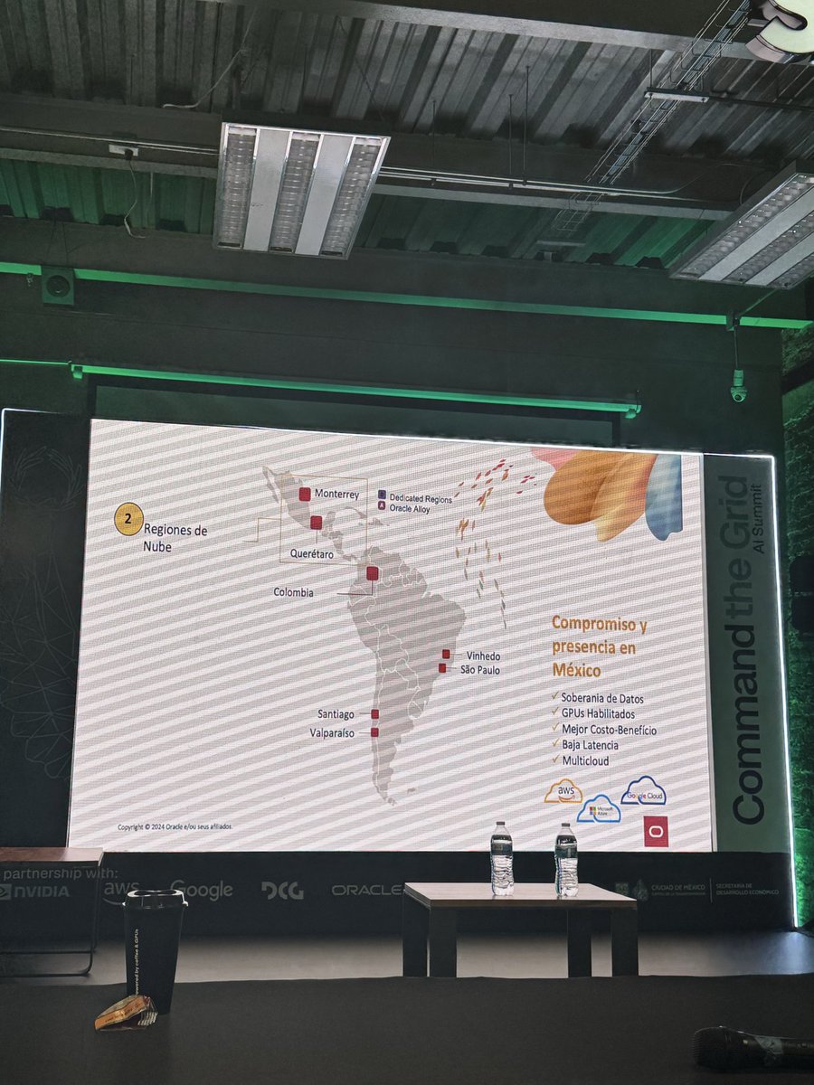 marianorenteria's tweet image. Hoy @Saptiva_AI cerró la #MexicoTechWeek con broche de oro.
Con un evento muy ambicioso, bien organizado, con el único objetivo de impulsar a la comunidad. 
Con 2 tracks: Ejecutivo y Hacker
Yo personalmente me la pase muy bien y aquí les dejo algunas de mis notas 🗒️👌
———————
1-…