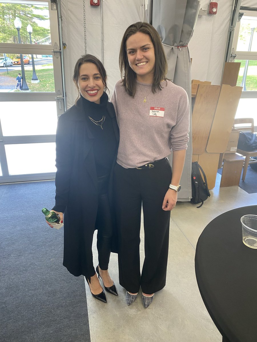 RedFlashXCTF's tweet image. Great to welcome two alumni back to campus today for the Shields School of Business Mentorship Day:  Julie Yasko (’10) and Shannon Cody (‘21).