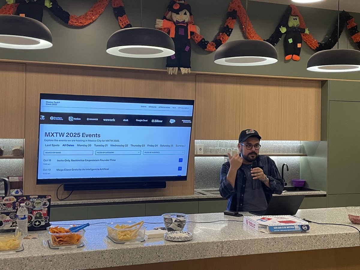 NoTrustSec's tweet photo. Banda NoTrustSec! Ya estamos listos para iniciar! Gracias a @GetClaraCard por la invitación y espacio, Diego García CTO de Clara menciona la importancia de las comunidades, la investigación técnica, curiosidad y el gran panorama dentro de la @MexicoTechWeek https://t.co/VVfKZGyCIT