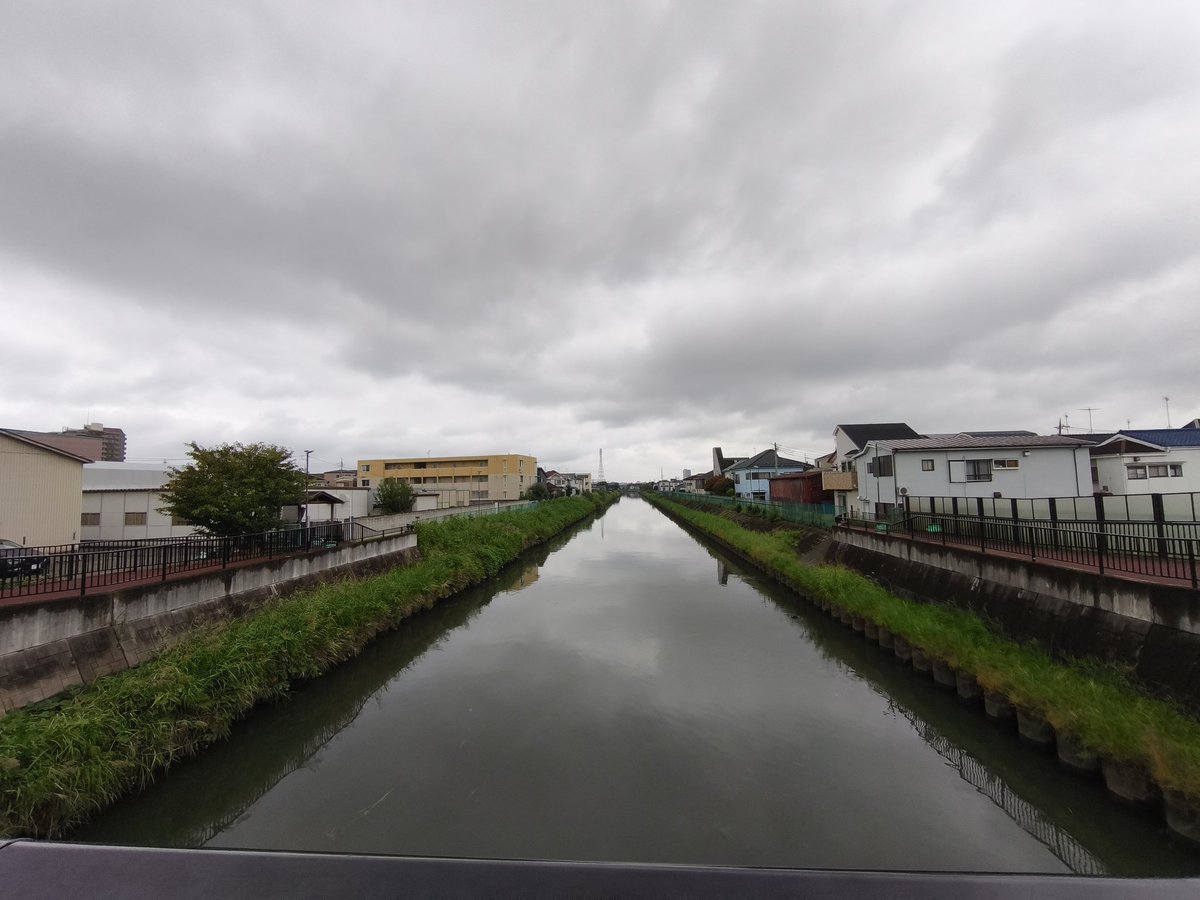 miki_mfb's tweet image. 雨です☔