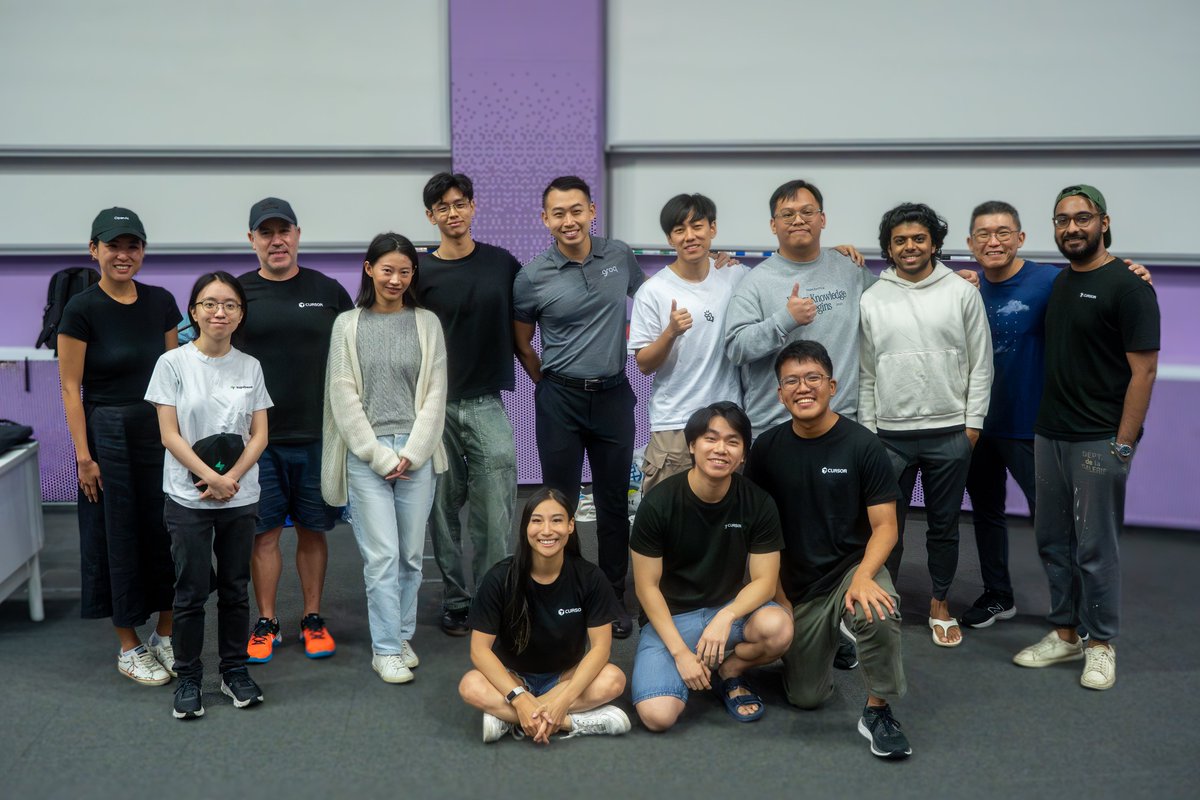 Lee Robinson tweet media