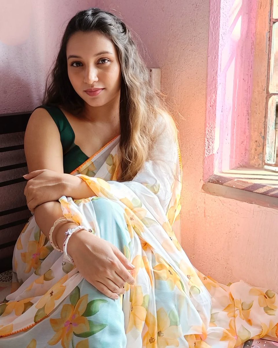 Malu ™ (@me_malu02) on Twitter photo यदि सोच Negative हो तो,,
ज़िंदगी कभी भी Positive नहीं हो सकती।।
Good morning ❤️ यदि सोच Negative हो तो,,
ज़िंदगी कभी भी Positive नहीं हो सकती।।
Good morning ❤️