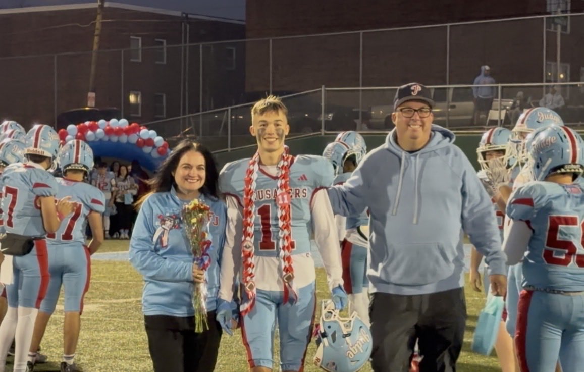 JeffreyKol's tweet image. Senior night vs LaSalle tonight. Last time on the home field. I learned a lot on and off the field over the past 4 years and will remember the bus rides and team dinners with my friends and teammates as much as the practices and games.