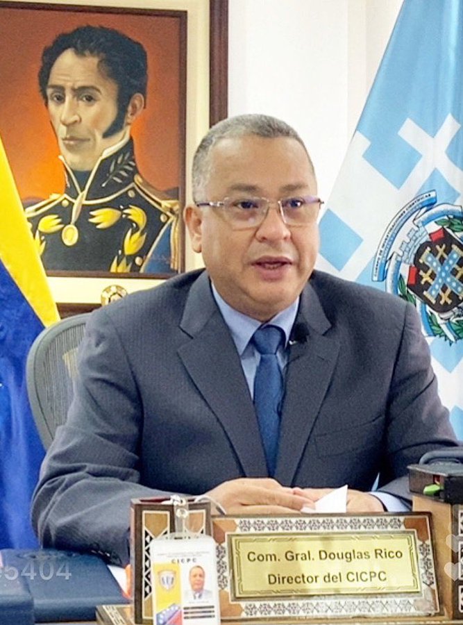 TachiraFuerte's tweet image. 🚨 Escándalo en el CICPC-Táchira 📷Detienen al Comisario General Luis Orlando Revilla Chirinos y varios funcionarios por tráfico de cocaína. 📷 Investigación llevaba 3 meses. 📷 Confirmado por Douglas Rico. ¡Corrupción que golpea la moral policial! 📷📷  #CICPC #Venezuela…