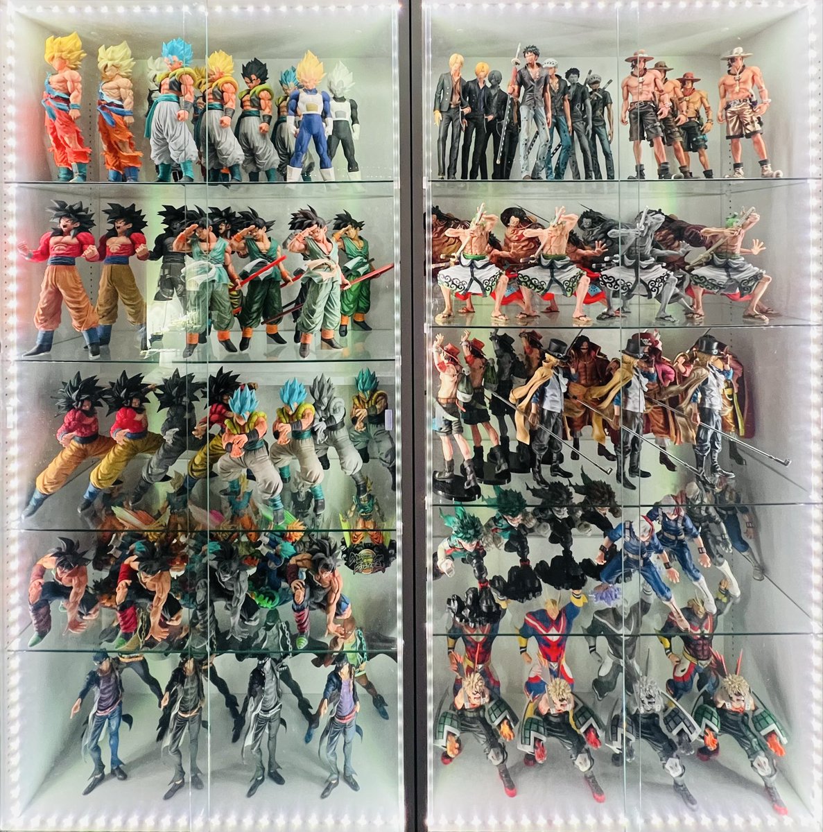 kakinotane_ryo's tweet image. ディスプレイ久々に更新！流石に詰めすぎてる気がするがJAJANもう一台は置き場所が、、、ゾロも控えてるというのに笑
#フィギュア #SMSP #SMSD #バンプレくじ