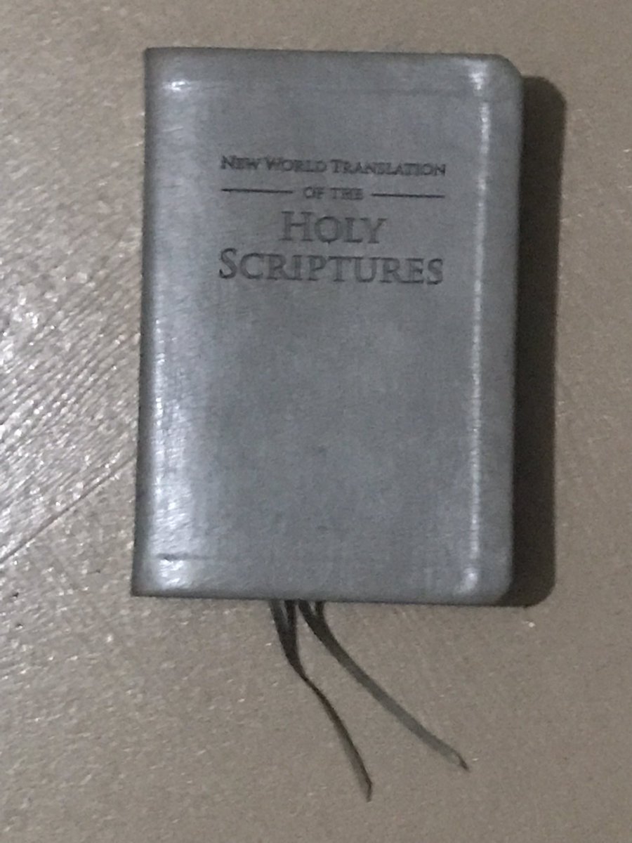 justt_grays's tweet photo. Hello, good morning, sir/ma, 

I am humbly asking: if you're a JW with an extra copy of this Bible and willing to gift it, I'd greatly appreciate it. 

#HallelujahChallengeOCT2025 
#Gracecalledfavour
#Thankyou
#Godblessyou
#Amen https://t.co/qbll2Gheq7