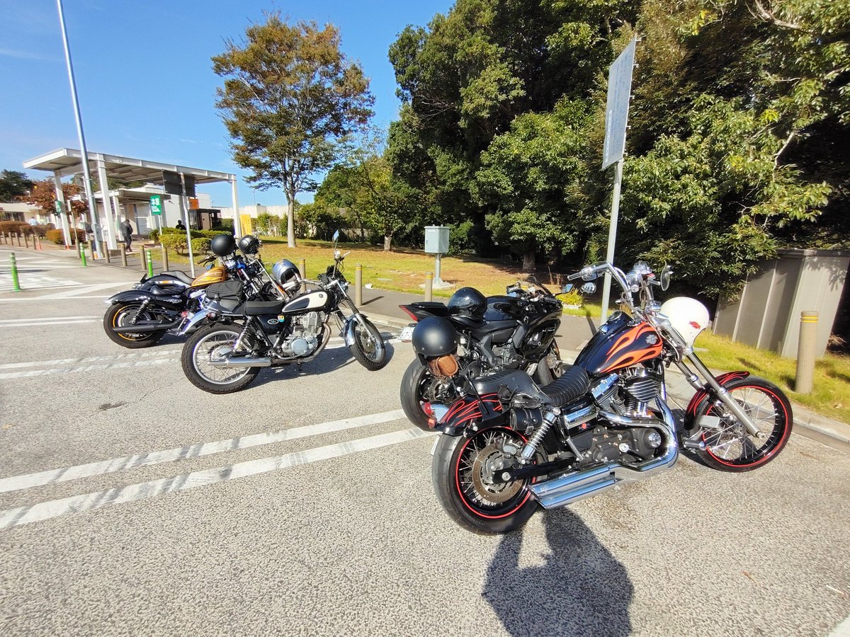 banzairideshin's tweet photo. この日からグッと気温が下がって
冬になった https://t.co/jXxom0GHrK
