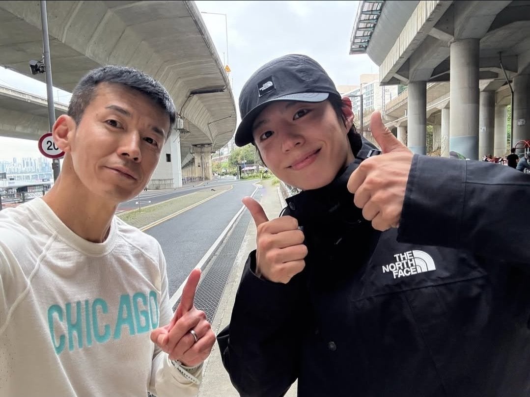 sx__bin's tweet photo. 10키로…?나였으면 기절 박보검이기에 뽀송뽀송해보인다..👀 https://t.co/fJ9jk0gGuB