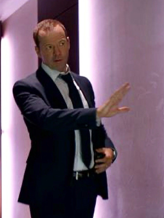 NordstromSheryl's tweet image. I wanna go to Twitter to chat with him, but I don’t want to spoil the show for myself which airs here two hours later.  It’s a dilemma!!! #bostonblue #donniewahlberg #cbs #televisionshow #boston #bluebloods #spinoff #goodtv