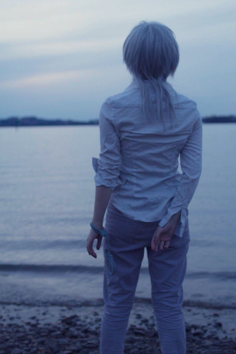 seven (cos + photo) tweet media