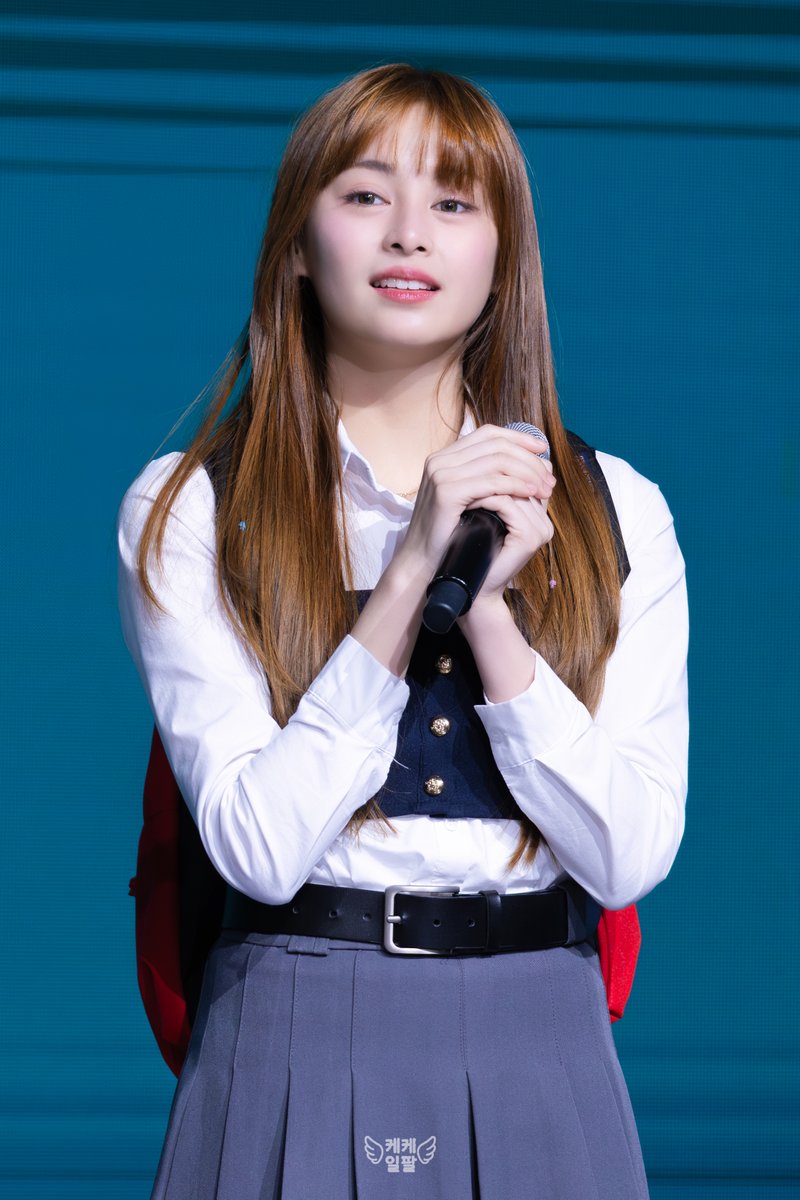 sangmi_18's tweet image. 251024 팬사인회 쇼킹케이팝센터

Miss you🥹

#AtHeart #앳하트 #KATELYN #케이틀린