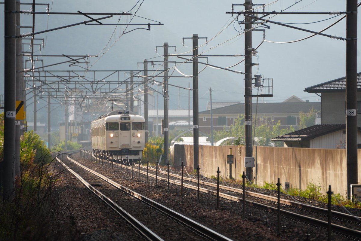 焦点距離の魔術師@記録と記憶/SONY機の人 on X