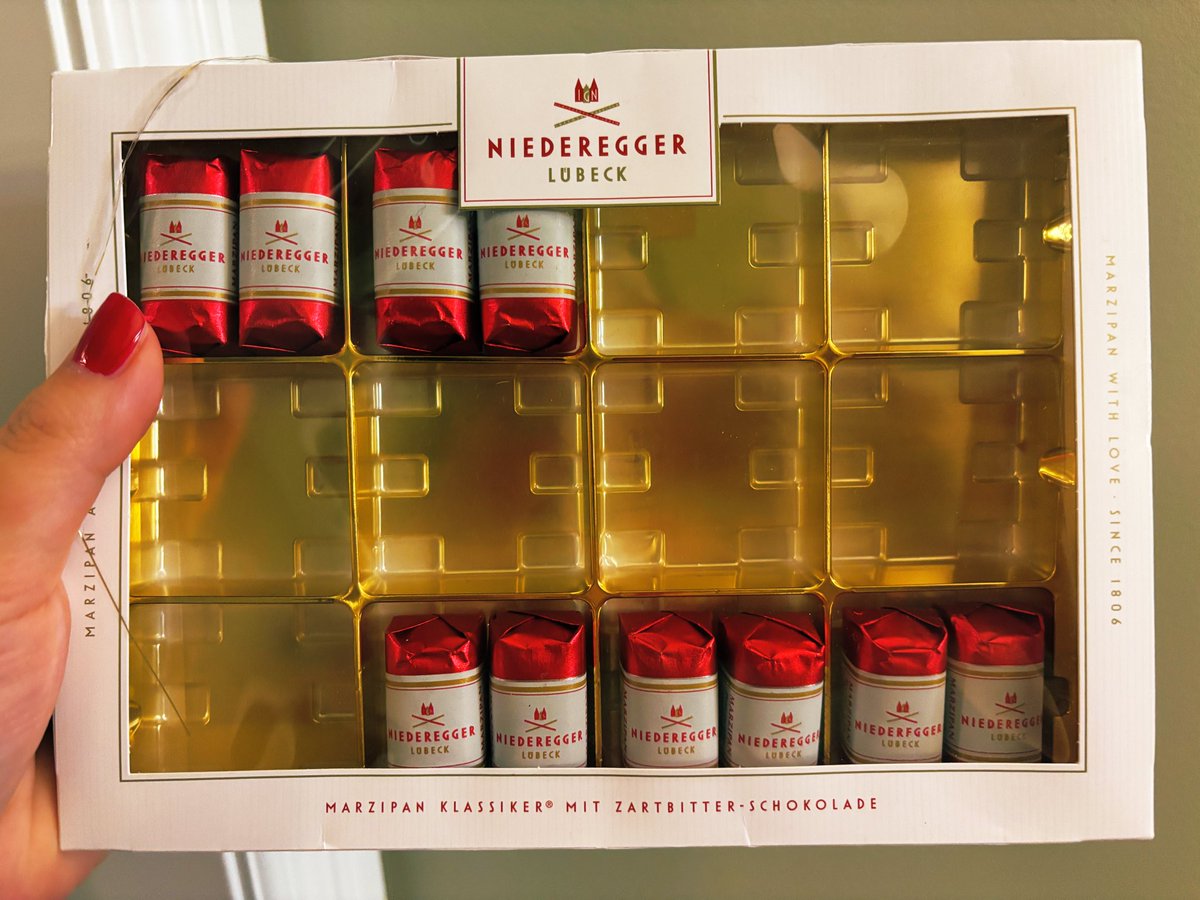 DAY THIRTEEN AND FOURTEEN - I was so tired after spending seven hours on the bus to and from Edmonton yesterday that I forgot my #Red4EdAB marzipan! 🤦🏻‍♀️ #abed #abteachers