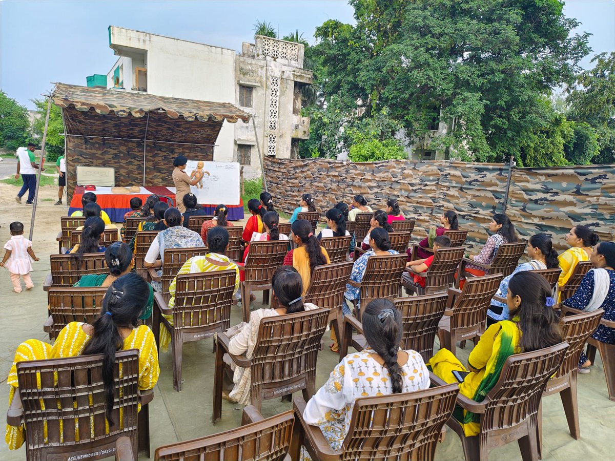 VajraCorps_IA's tweet image. #WeCare
Annually, over 5-6 lakh lives are lost in India to sudden cardiac arrest — most before medical help arrives.
#GoldenArrowDivision is changing that. 
Through 11 months of dedicated doorstep #CPRTraining across #Ferozepur Garrison, over 5,000 families &amp;amp; youth have been…
