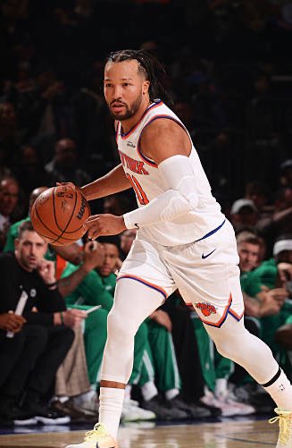 Jalen Brunson tonight:

31 Points
5 Assists 
3 Rebounds 
10/20 FGM
35 Minutes
