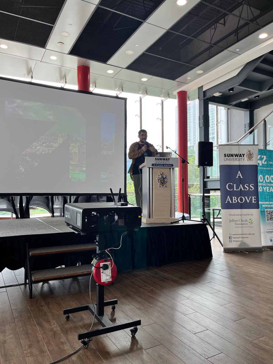 Rayhan_nj's tweet image. @ForkitCommunity Let's go happening now, welcome speech from @RudyBaer 🎙️
#JavascriptDevelopers #tech 
#TechCommunity