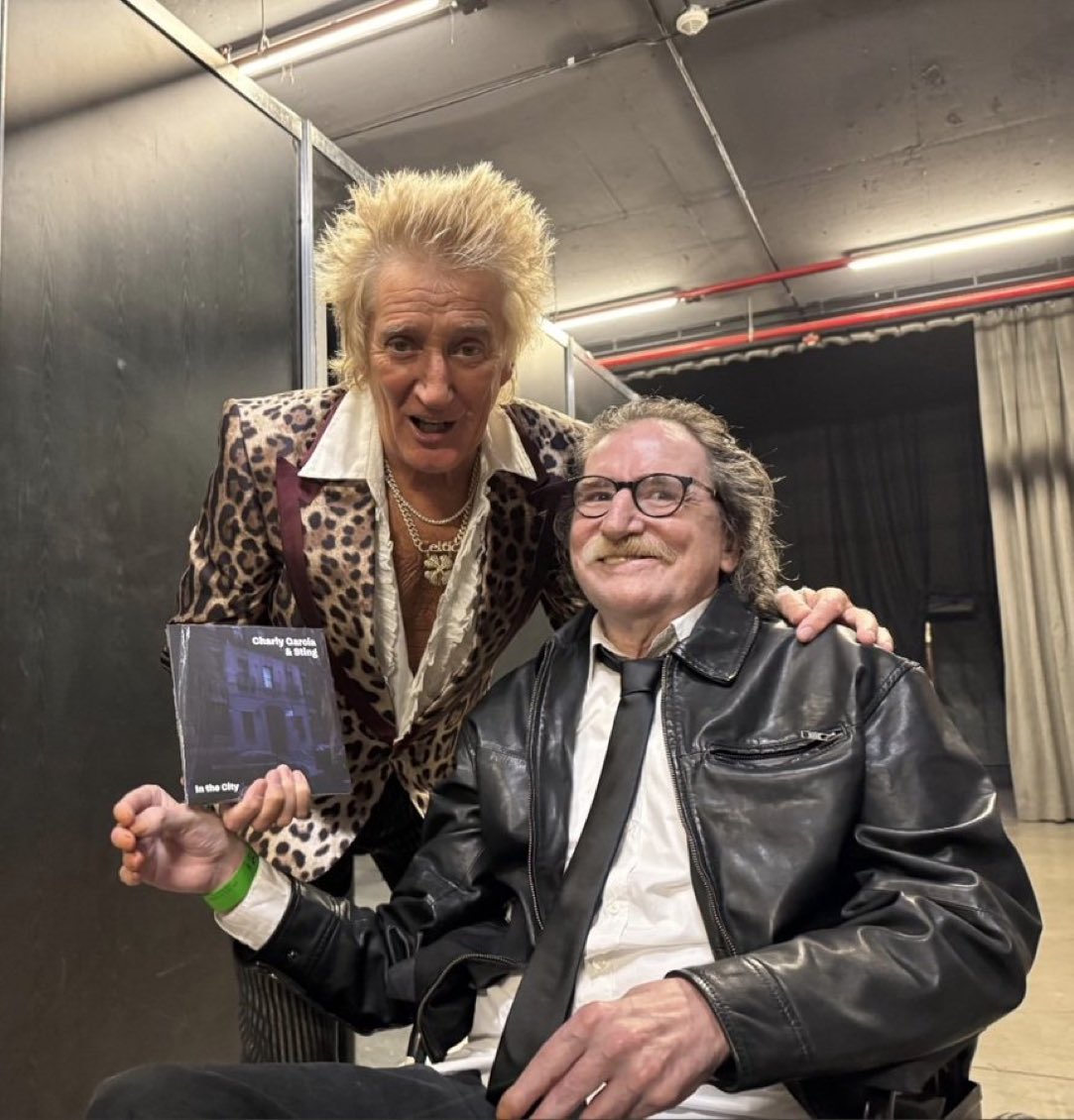 Pero mira lo que ese FOTÒN, hermano.
Que hermosura.