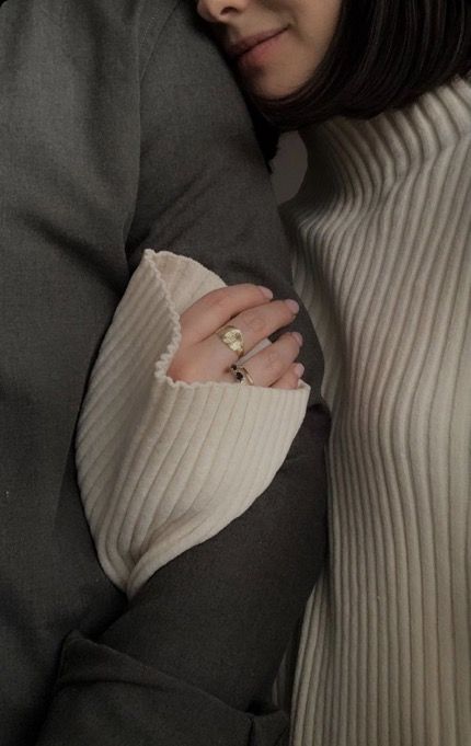 "Allah'ım bir kulunda gönlüm var. Onu bana beni ona en hayırlı ve en güzel şekilde kavuştur. Ve kalbimi onun kalbi ile rızıklandır."