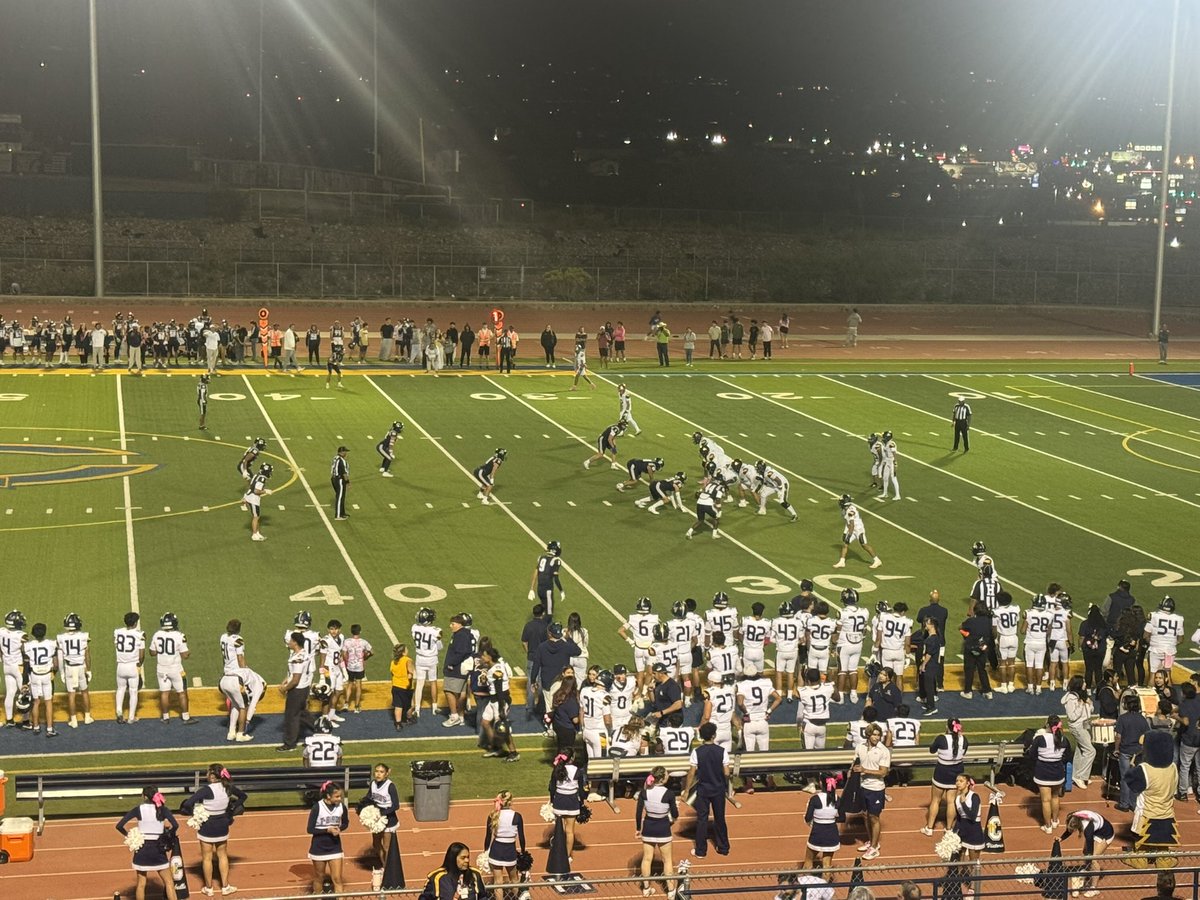 IceMan_Cohn's tweet photo. Half at Quarles-Brooks Stadium, Coroando 10, Eastwood 7.  T-Bird holding their own against one of the top teams in the city in this defensive battle.  #FFN600 @BeauBagley https://t.co/AbLJFRIzK2