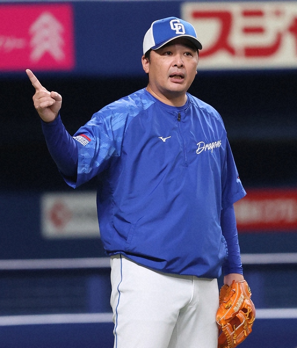 中日ドラゴンズ 森野将彦 スパイク 中日ドラゴンズ 森野将彦 スパイク 77 【森野将彦/中日ドラゴンズ