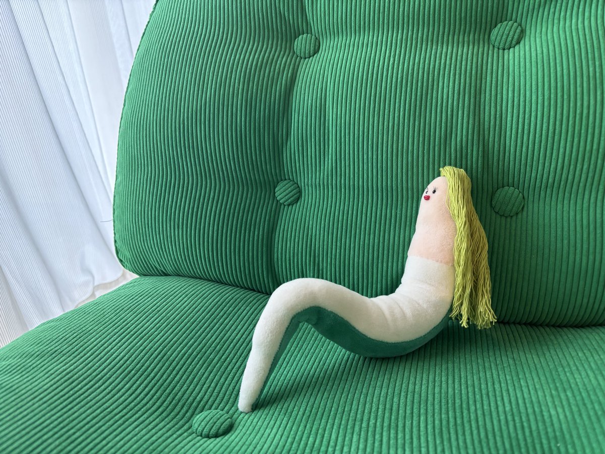 わたしはというと、来年の干支ロロをどうするかめちゃくちゃなやんでる
いままでダジャレとユーモアでなんとかしてきたけど、来年めちゃくちゃ難易度高い
なんとかうまいこと思いつかないかな、ウマだけに