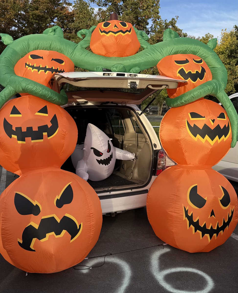 It’s spooky season! Team Ashby joined Rio Linda’s Trunk or Treat fun with 30 lbs of candy for the community! Huge shoutout to Yanni, the Recreation Supervisor, for organizing such a great event for local families. <a href="/rleparks/">RioLindaElverta RPD</a>  #TrunkOrTreat #TeamAshby #RioLinda