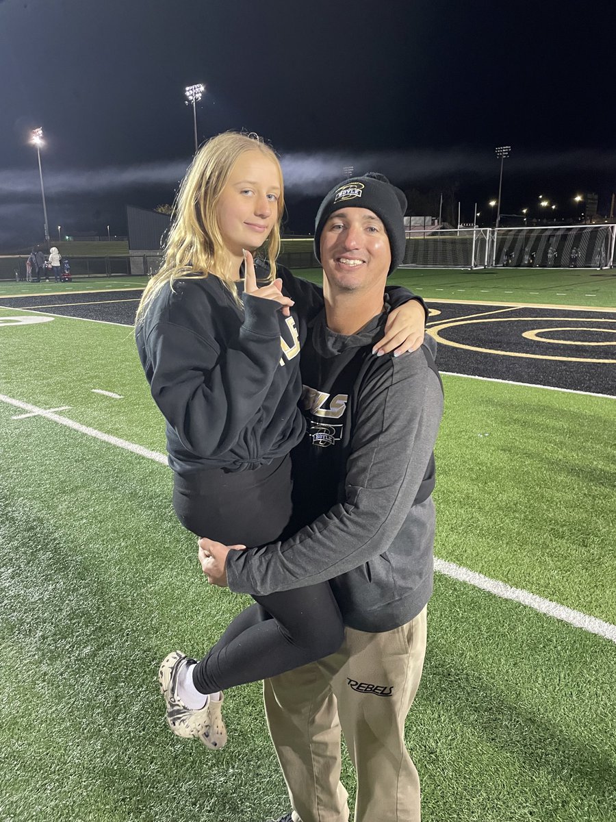 coach_singleton's tweet image. Great way to celebrate our seniors with a big district win to cap off district play! Huge test next week to get ready for the playoffs. “Success is never final and failure is never fatal.” #GoRebels #theygoaswego #beaboutit
