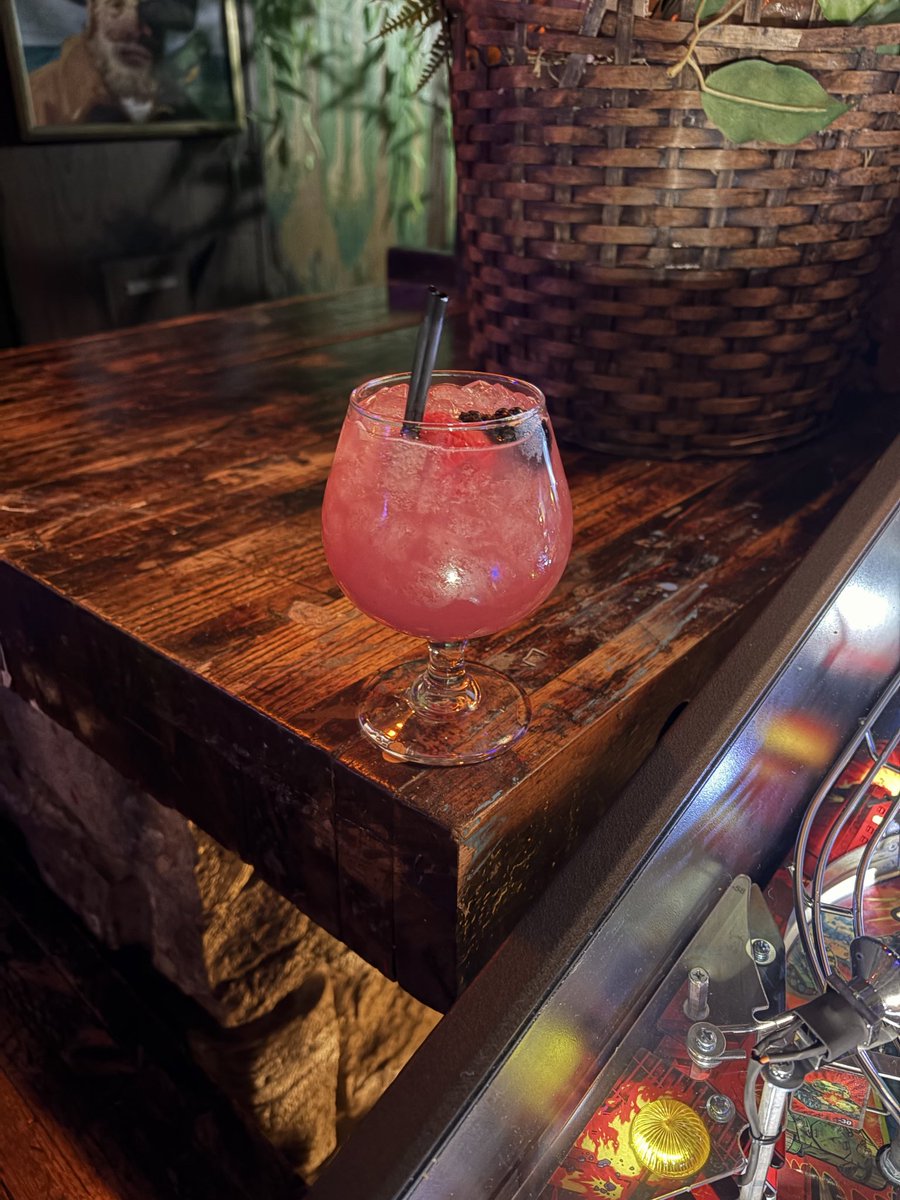 go to bar <a href="/ReplayLincolnPa/">Replay Lincoln Park</a>