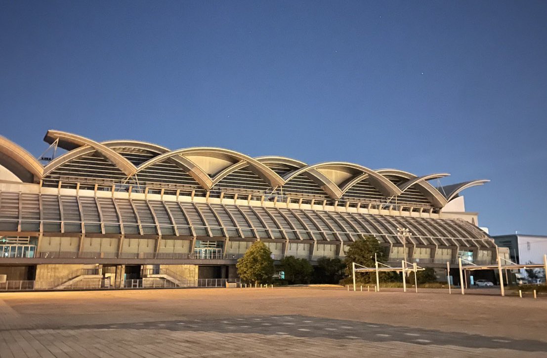 どん底　どんファンによる50年の歩み どん底 どんファンによる50年の歩み ヂョニー・リハッヴ