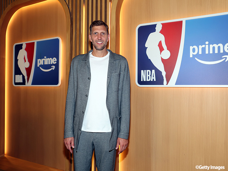 NBA驚愕SHAQ飛び越える　スラムダンク選手❤️ベン・マクレモアお宝直筆サイン NBA驚愕SHAQ飛び越える スラムダンク選手❤️ベン・マクレモア