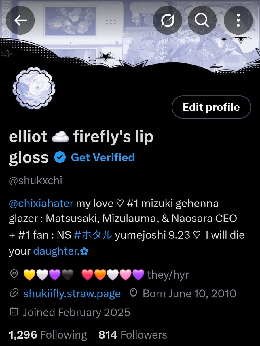 shukxchi's tweet photo. New layout on both accs I am #startinganew https://t.co/tkk6Vf5b2G