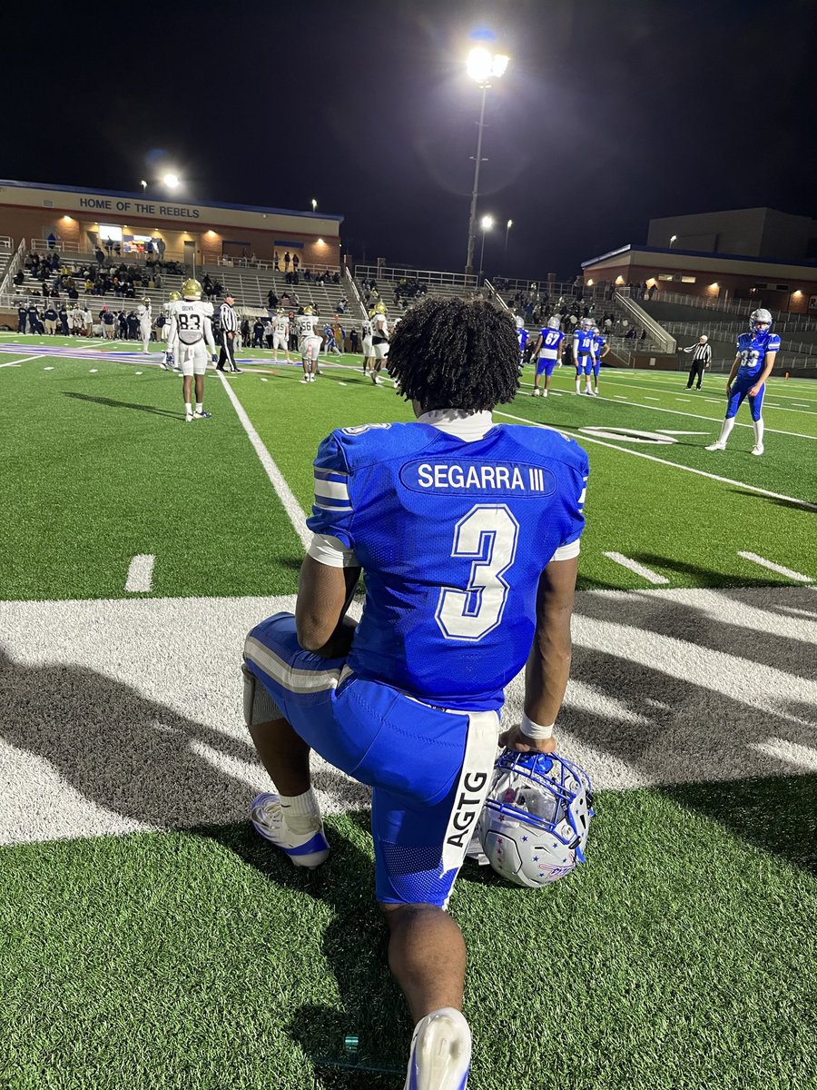 Congratulations to the best running back in the state, <a href="/Tr3Segarra/">David Segarra III</a>, on his performance tonight vs Spartanburg. 

Career high: 17 carries, 255 yards, &amp; 4 TD’s 

STUD ‼️