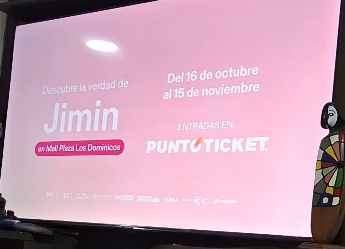 pjm_inxffable's tweet image. Viendo tv tranquilamente, hasta que aparece jm salvajemente en la pantalla

#지민 #Jimin #Jimin_MUSE #Jimin_FACE #TheTruthUntold #전하지못한진심