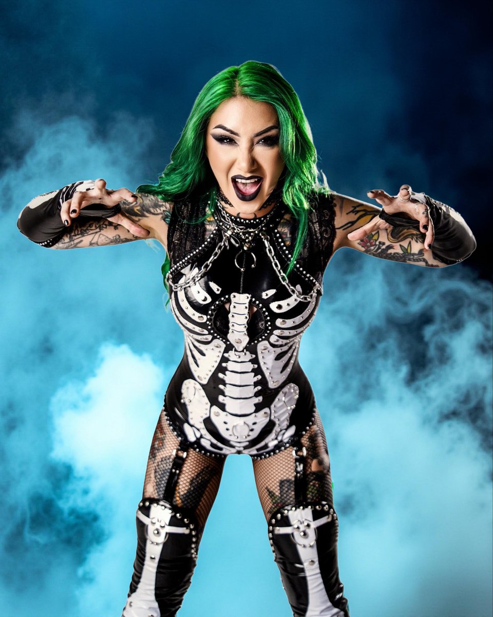 ShotziTCB's tweet image. Debuted some new gear tonight! 💀 thanks for visiting my HOUSE OF HORRORS! @GCWrestling_ 📸 photography: CHUCKACIOUS