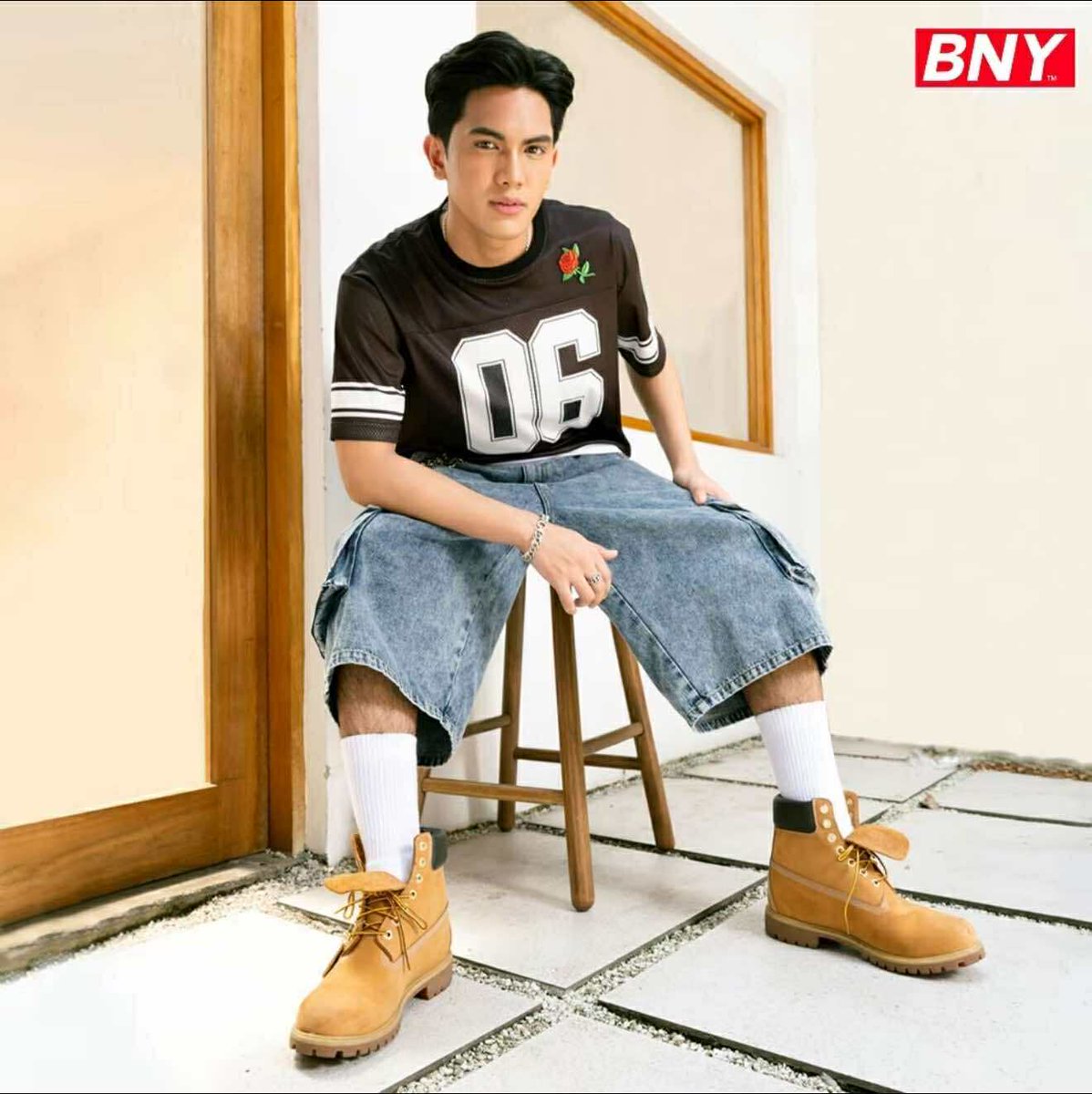 𝐓𝐡𝐞 𝐉 𝐱 𝐁𝐍𝐘 𝐌𝐞𝐫𝐜𝐡 𝐡𝐚𝐬 𝐨𝐟𝐟𝐢𝐜𝐢𝐚𝐥𝐥𝐲 𝐥𝐚𝐧𝐝𝐞𝐝! Buy yours now and wear the vibe that defines the moment. 💫

🛒 BNY Mens' Boxy Crop Mesh Jersey Tee
Shopee:
ph.shp.ee/8qCbQ1T
Lazada: s.lazada.com.ph/s.FuB8p
Tiktok: vt.tiktok.com/ZSHv4afVJUDCg-…

🛒 BNY