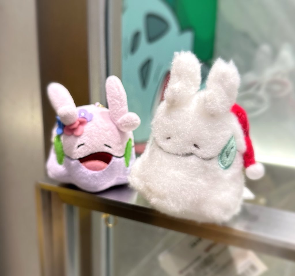 ポケモン もこもこパーカー Holiday Blessings ヌメラ マスコット