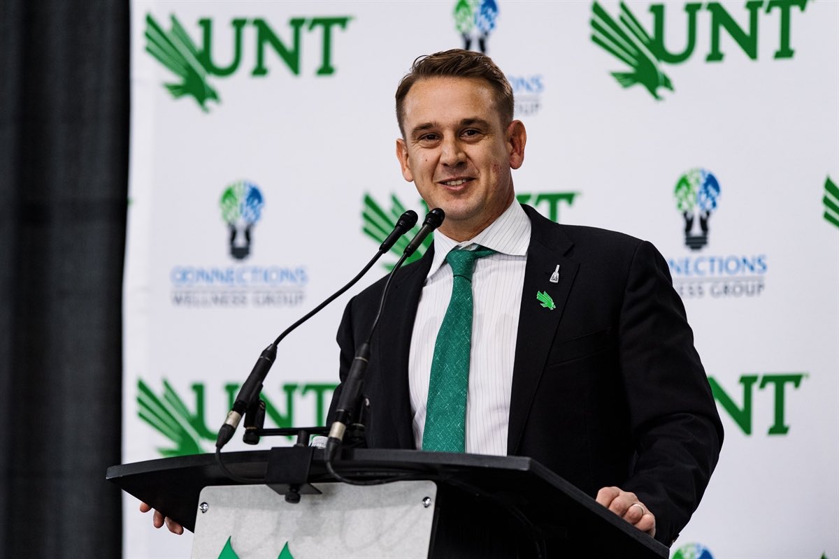 Eric Morris took a walk-on QB who never played varsity football in high school and now has him leading a program to one of their best seasons ever…while throwing for 600 yards a game 

Helped develop Pat Mahomes, John Mateer, identified Cam Ward out of a triple option offense -