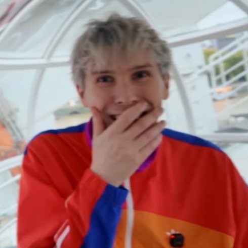 mychatlogs's tweet photo. phil looks so happy doing his two favourite things (hanging out with his boyfriend and getting free shit) https://t.co/KbFbVcIfnD