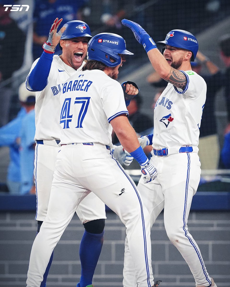 ADDISON BARGER BUSTS GAME 1 WIDE OPEN WITH THE FIRST PINCH-HIT GRAND SLAM IN WORLD SERIES HISTORY 😱