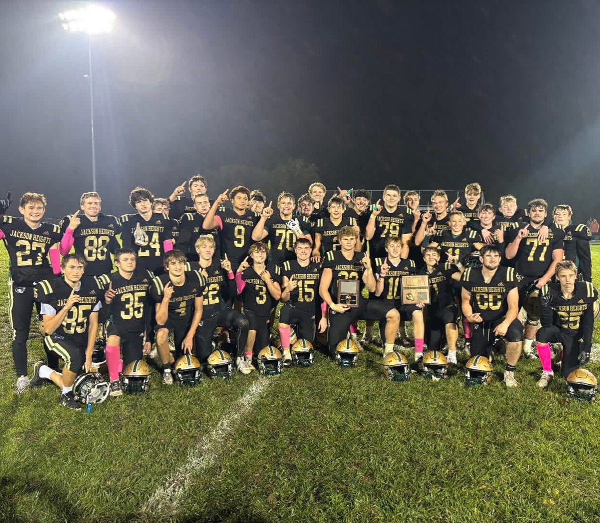 sportsinkansas's tweet photo. The Jackson Heights Cobras (1A) are District Champions and NEKL League Champions after a dominant 53-0 win over previously undefeated Jefferson County North. The Cobras have been unstoppable all season, showing balance and physicality on both sides of the ball.
Here’s a look at their impressive season so far:
 🟢 9/5 vs. Riverside — W 21-0
 🟢 9/12 @ Maur Hill-Mount Academy — W 69-6
 🟢 9/19 vs. Horton — W 54-0
 🟢 9/26 @ McLouth — W 55-8
 🟢 10/3 @ Pleasant Ridge — W 70-6
 🟢 10/10 vs. Onaga — W 55-0
 🟢 10/17 @ Valley Falls — W 54-6
 🟢 10/24 vs. Jefferson County North — W 53-0
Led by Head Coach Caleb Wick, the Cobras have dominated every opponent, outscoring teams by a staggering margin this season. They’ll look to keep that momentum rolling as they head into the postseason next week. #sportsinkansas