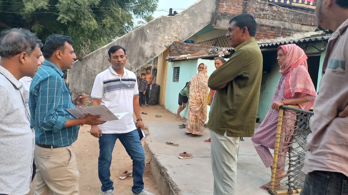 Thovadnagarmeh's tweet image. Leptospirosis case અંતર્ગત Sultanpur ખાતે  જિલ્લા મલેરિયા અધિકારી સાહેબ તથા તાલુકા હેલ્થ ઓફિસર શ્રી વડનગર તાલુકા હેલ્થ સુપરવાઇજર તથા આયુષ મેડીકલ ઓફીસર દ્રારા સુલતાનપુરા ગામના જવાનપુરા વિસ્તાર ની વિઝીટ લેવામાં આવી.પી.એચ. સી શાહપુર તાલુકો વડનગર
@CDHOMeh