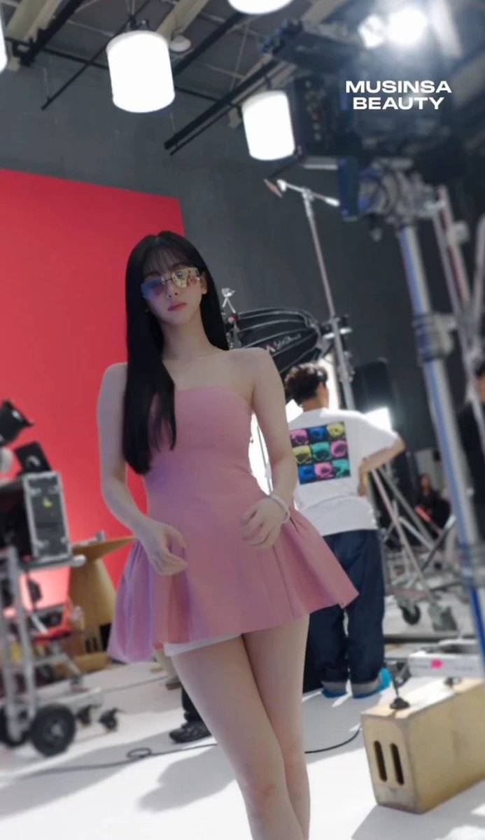 her face                               her body